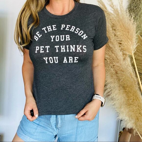 3/$20 NEW TARGET Fifth Sun Grey White Screen Printed Tee Shirt Crop Top M - Picture 2 of 7